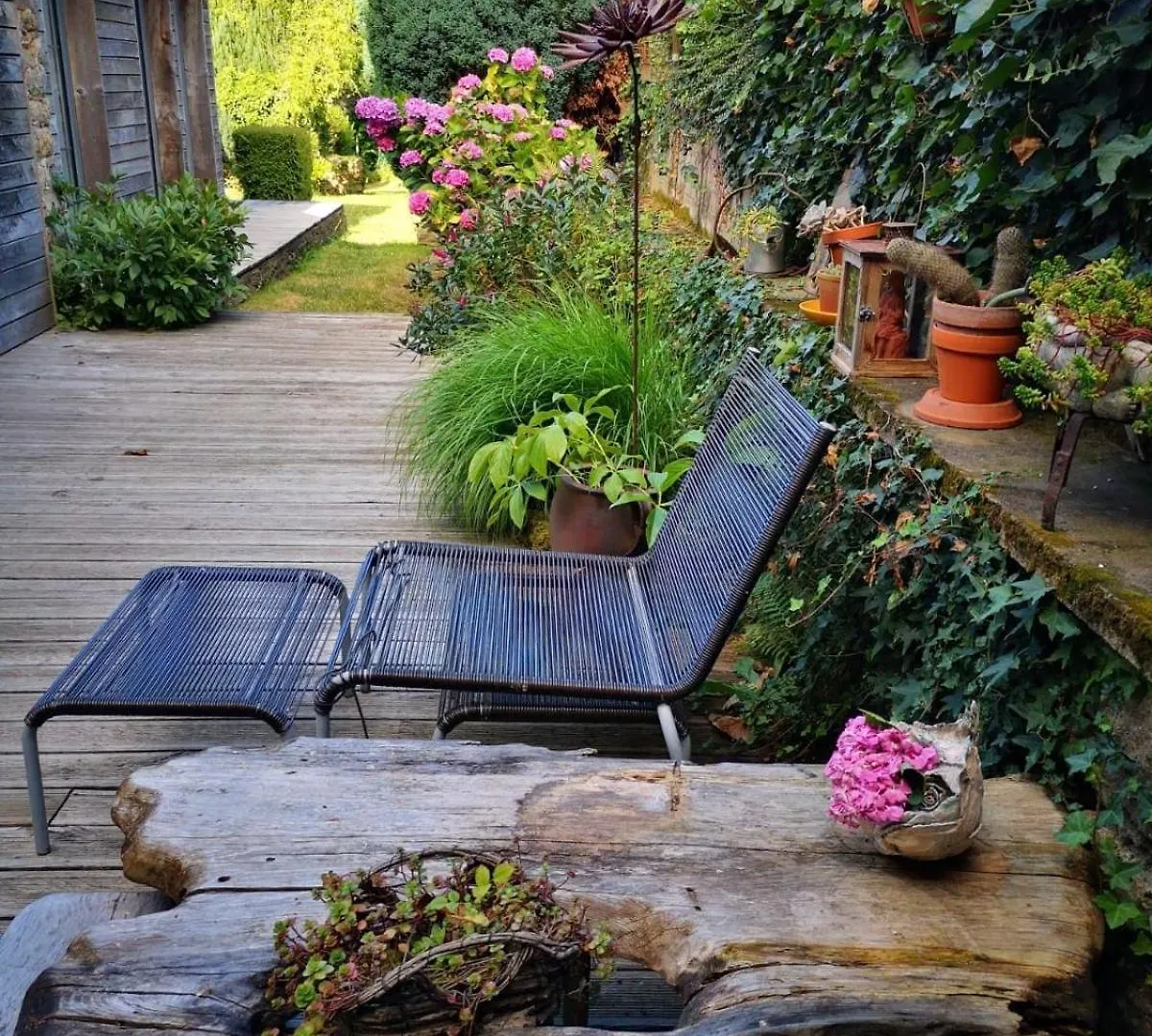 Spacieuse Maison De Village Avec Jardin Dingé Villa
